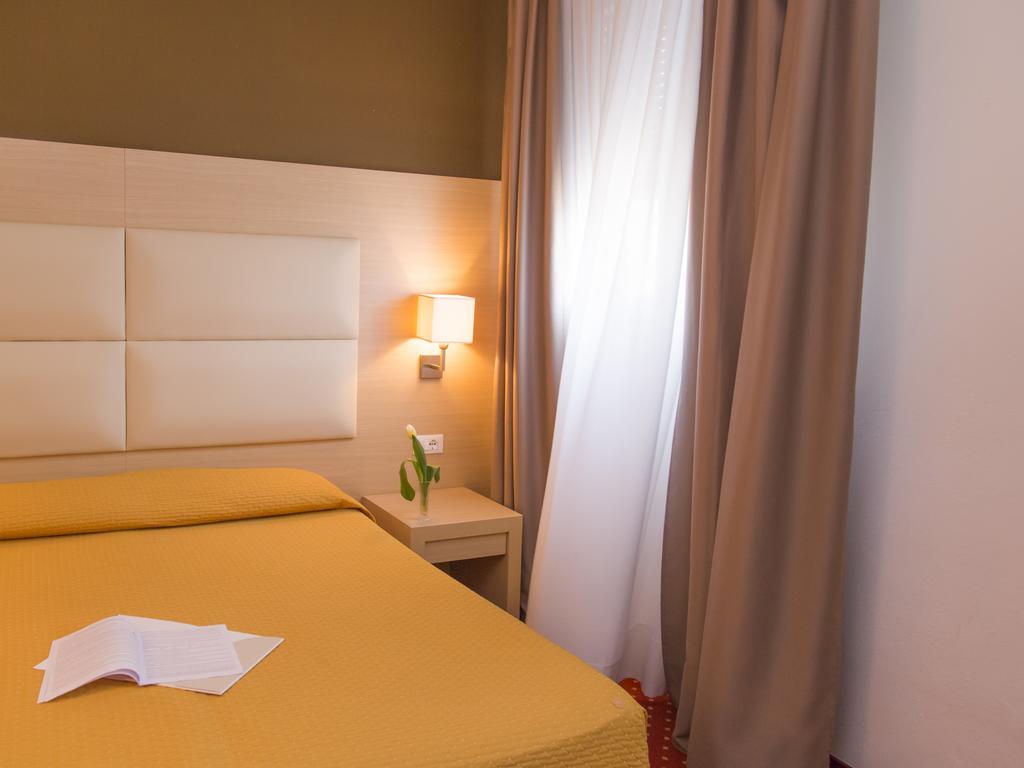 Hotel Regina Bolzano Dış mekan fotoğraf