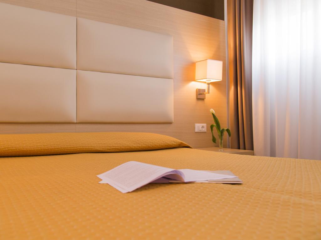 Hotel Regina Bolzano Dış mekan fotoğraf