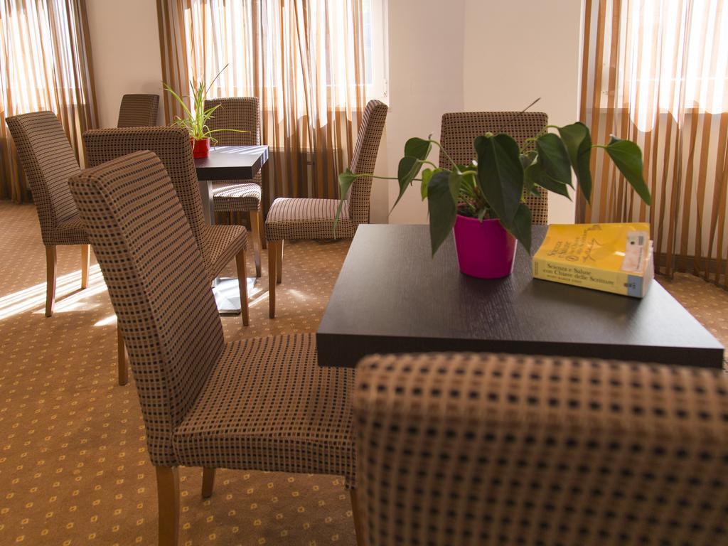 Hotel Regina Bolzano Dış mekan fotoğraf