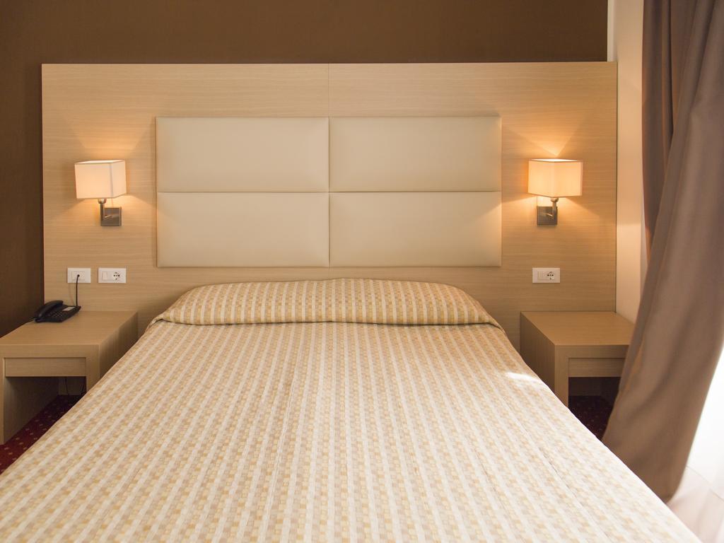 Hotel Regina Bolzano Dış mekan fotoğraf