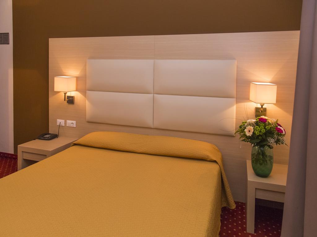 Hotel Regina Bolzano Dış mekan fotoğraf