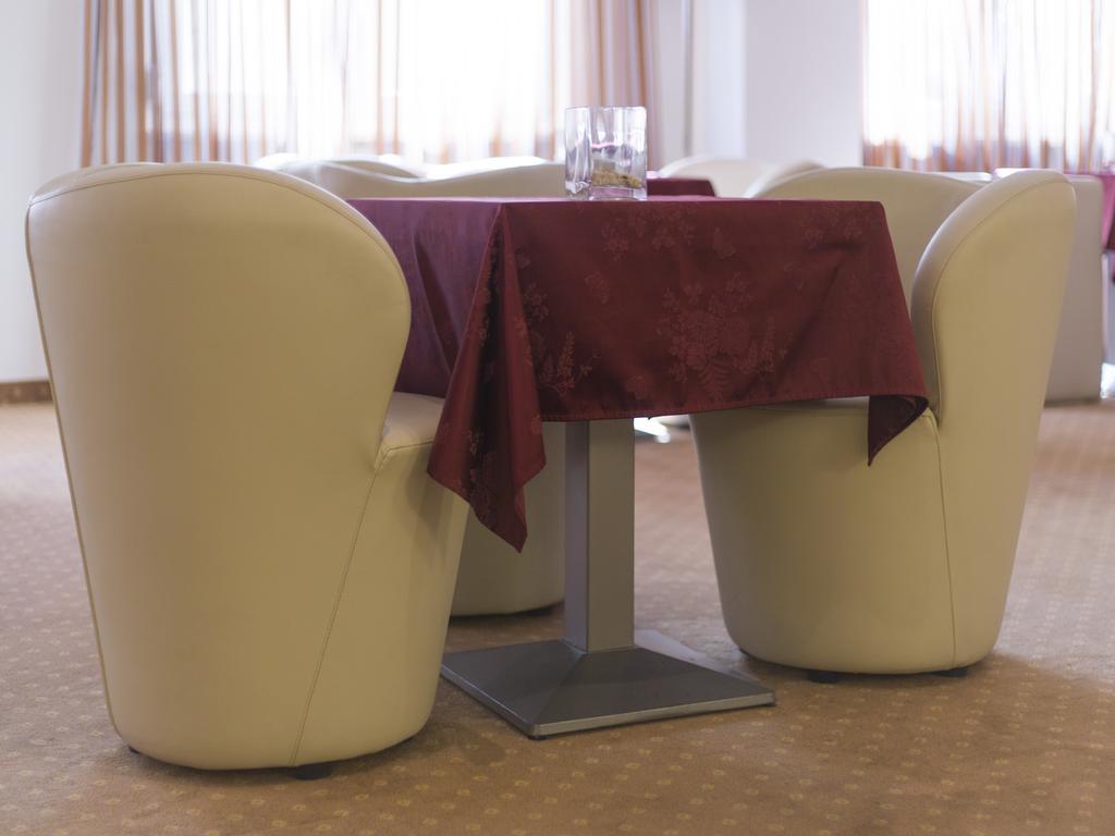 Hotel Regina Bolzano Dış mekan fotoğraf