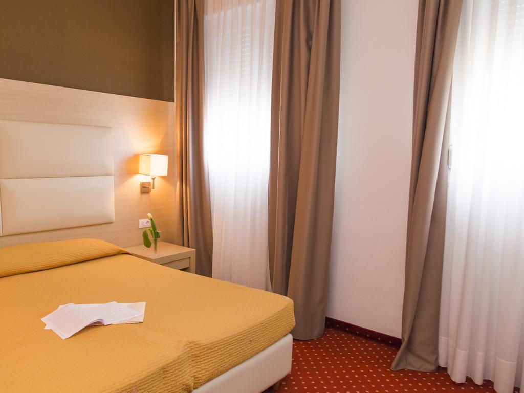 Hotel Regina Bolzano Dış mekan fotoğraf